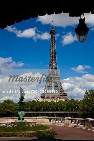 Eiffel Tower, Paris, Ile de France, France