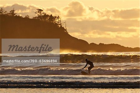 Surfer, Chesterman Beach, Tofino, Vancouver Island, British Columbia, Canada