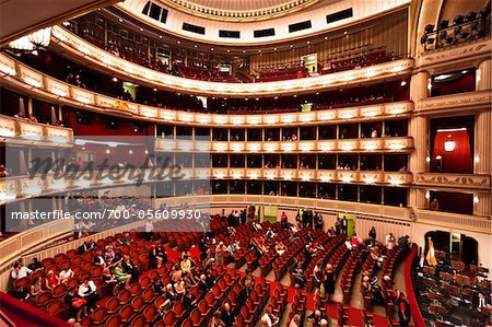 People watching open air live Opera outside the State Opera House in  Karajan Platz Vienna in Austria Stock Photo - Alamy