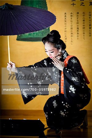 Traditional Japanese Dance Performance at Suitenro Restaurant, Naha, Okinawa Island, Okinawa Prefecture, Japan