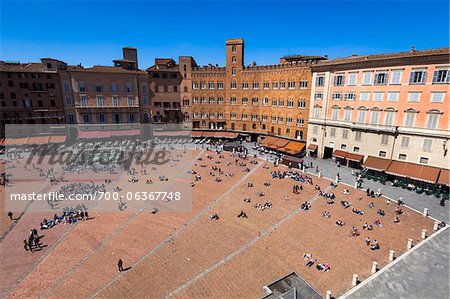 Overview of People in Il Campo, Siena, Tuscany, Italy