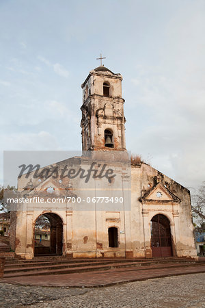 OLD CHURCH IN OLD TOWN, IGLESIA SANTA ANA, TRINIDAD, SANCTI SPIRITUS, CUBA