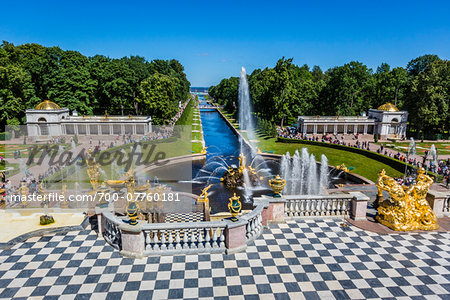 Overview of the Samson Foutain and the Grand Cascade, Peterhof Palace, St. Petersburg, Russia Overview of the Samson Foutain and the Grand Cascade, Peterhof Palace, St. Petersburg, Russia