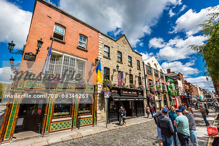 Street scene, Temple Bar square, Dublin, Leinster, Ireland