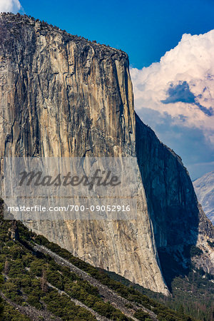 El Capitan, Yosemite Valley, Yosemite National Park, California, United States.