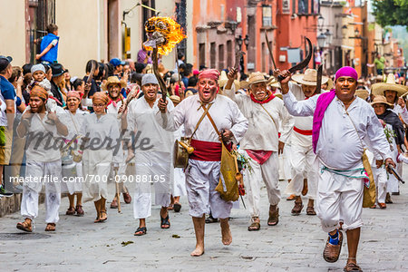 Mexican traditional clothing for clearance men