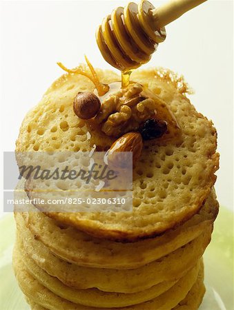 pancake with honey and dried fruit