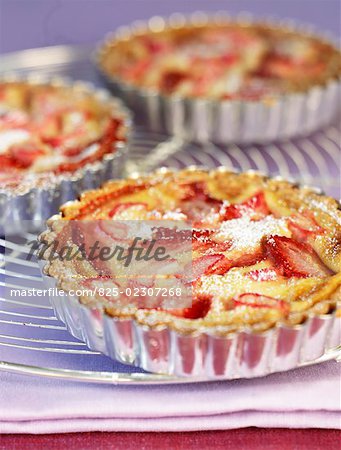 strawberry clafoutis tart