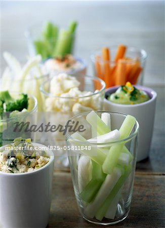 Raw vegetables with dips