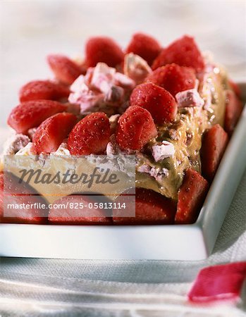 Strawberry Vacherin
