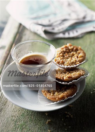 Coffee and small almond cookies