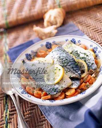 mackerel in vegetable and muscadet court bouillon