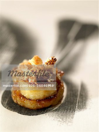 Mini banana tatin crumble