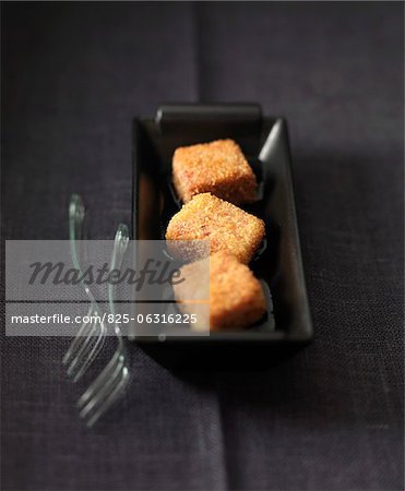 Crisp knuckle of ham cubes with balsamic vinegar