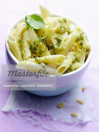 Penne with pesto