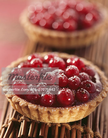 Redcurrant tartlets