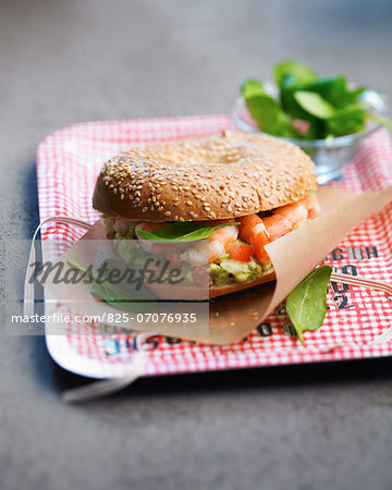 Shrimp,guacamole and spinach burger Shrimp,guacamole and spinach burger