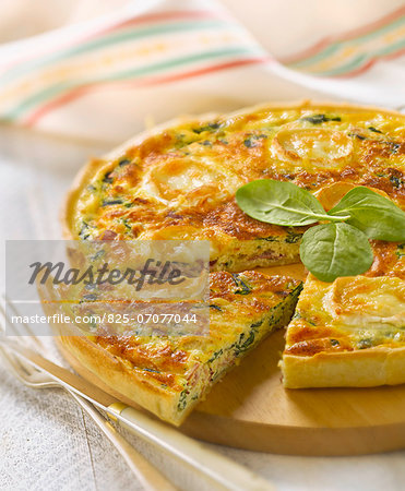 Spinach,raw ham and goat cheese quiche