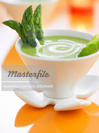 Cream of green asparagus soup