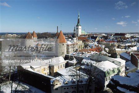 Elevated winter view from Toompea in the Old Town, Tallinn, UNESCO World Heritage Site, Estonia, Baltic States, Europe