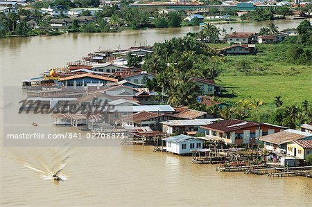 Stilt houses along Limbang River, Limbang City, Sarawak, island of Borneo, Malaysia, Southeast Asia, Asia
