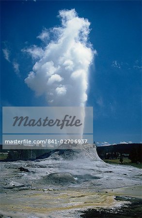 Geyser, Yellowstone National Park, UNESCO World Heritage Site, Wyoming, United States of America, North America