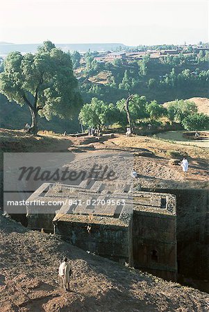 Sunken, rock-hewn Christian church, in rural landscape, Lalibela, UNESCO World Heritage Site, Ethiopia, Africa