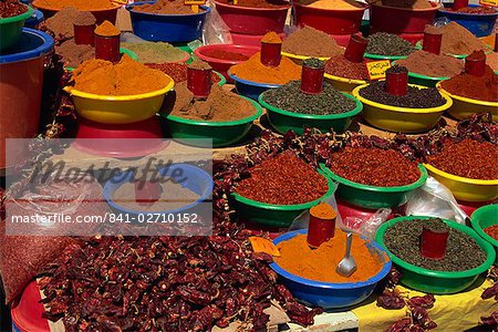 Spices on sale in market, Tunisia, North Africa, Africa