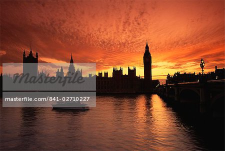 Sunset over the Houses of Parliament, UNESCO World Heritage Site, Westminster, from across the River Thames, London, England, United Kingdom, Europe Sunset over the Houses of Parliament, UNESCO World Heritage Site, Westminster, from across the River Thames, London, England, United Kingdom, Europe
