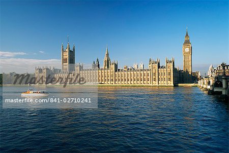 The Houses of Parliament, UNESCO World Heritage Site, across the River Thames, London, England, United Kingdom, Europe