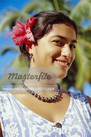 Portrait of a woman wearing a pearl necklace, Rarotonga, Cook Islands, Polynesia, South Pacific Islands, Pacific