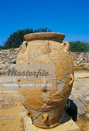 Minoan jar, Malia, island of Crete, Greece, Mediterranean, Europe