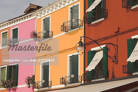 Coloured house fronts with windowboxes, Burano, Venetian lagoon, Veneto, Italy, Europe