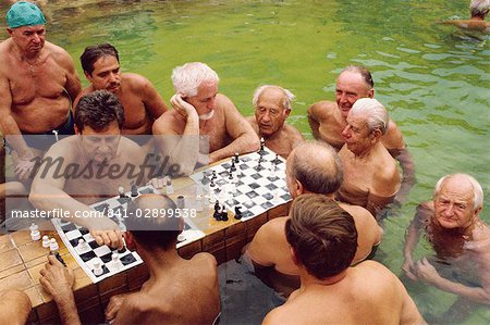 Playing chess at the beach hi-res stock photography and images - Alamy