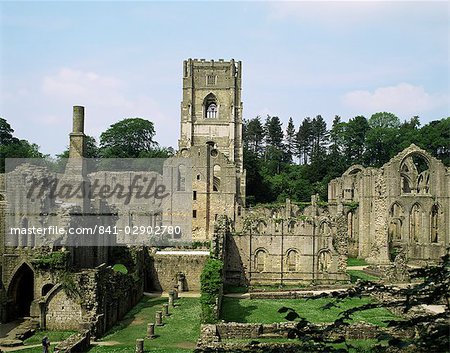 Fountains Abbey, UNESCO World Heritage Site, Yorkshire, England, United Kingdom, Europe