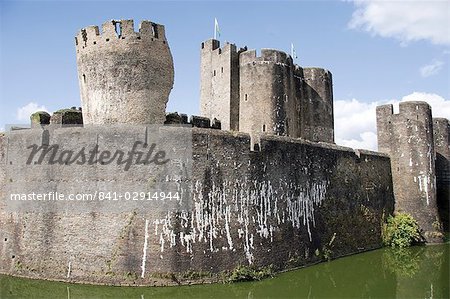 Leaning tower and gatehouse, Caerphilly Castle, dating from the 13th century, Mid Glamorgan, Wales, United Kingdom, Europe