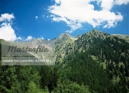 Les Grand Rousses, near Grenoble, Isere, Rhone Alpes, France, Europe Les Grand Rousses, near Grenoble, Isere, Rhone Alpes, France, Europe