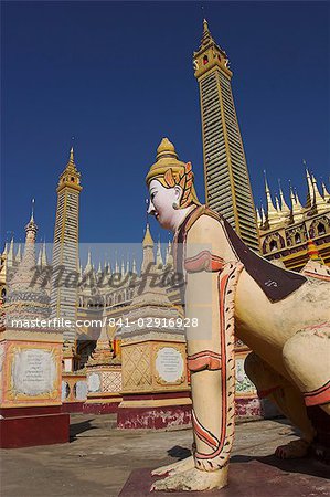 A guardian Nat protects the paya, Thanboddhay Paya built in the 20th century by Moehnyin Sayadaw, said to contain over 500000 Buddha images, Monywa, Sagaing Division, Myanmar (Burma), Asia