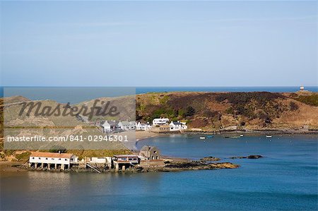 Porth Dinllaen village of white cottages, old lifeboat station and beach, Lleyn Peninsula, Morfa Nefyn, Gwynedd, North Wales, United Kingdom, Europe