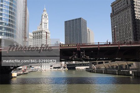 Bridge over the Chicago River, Chicago, Illinois, United States of America, North America