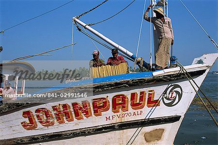 Fishing boats from Mapilla Bay harbour, Kannur, Kerala, India. These are  delivery boats used to deliver the catch to market Stock Photo - Alamy