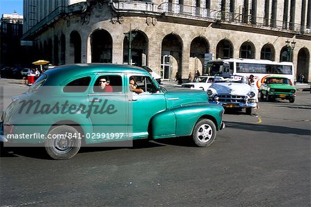 Old American cars, Havana, Cuba, West Indies, Central America