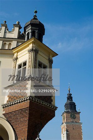 The Cloth Hall (Sukiennice), Main Market Square (Rynek Glowny), Old Town District (Stare Miasto), Krakow (Cracow), UNESCO World Heritage Site, Poland, Europe