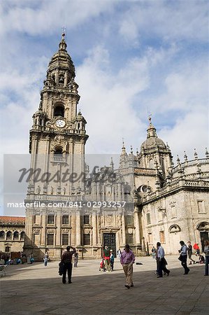 View of Santiago Cathedral from Plaza de la Quintana, UNESCO World Heritage Site, Santiago de Compostela, Galicia, Spain, Europe