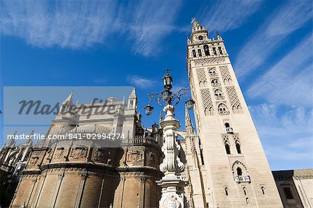 Seville Cathedral and La Giralda, UNESCO World Heritage Site, Plaza Virgen de los Reyes, Santa Cruz district, Seville, Andalusia, Spain, Europe