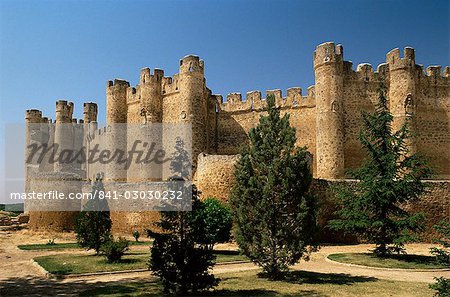 Castle walls, Valencia de Don Juan, Leon province, Castile Leon, Spain, Europe