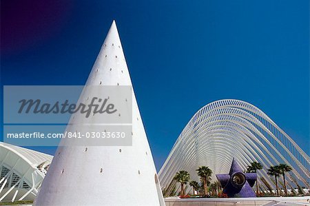 Umbracle, City of Arts and Sciences (Ciudad de las Artes y las Ciencias), architect Santiago Calatrava, Valencia, Spain, Europe