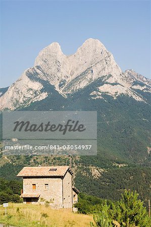 Stone house below Pedraforca (Stone Fork) mountain, 2497m, Serra del Cadi mountain range, Catalunya, Spain, Europe