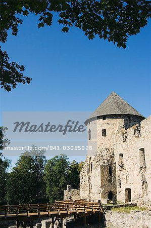 The ruins of Cesis castle, residence of the Master of Livonian Order in 1237, medieval town within Gauja National Park, Cesis, Latvia, Baltic States, Europe