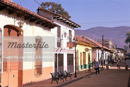 Avenida 20 de Noviembre, San Cristobal de las Casas, Chiapas province, Mexico, North America